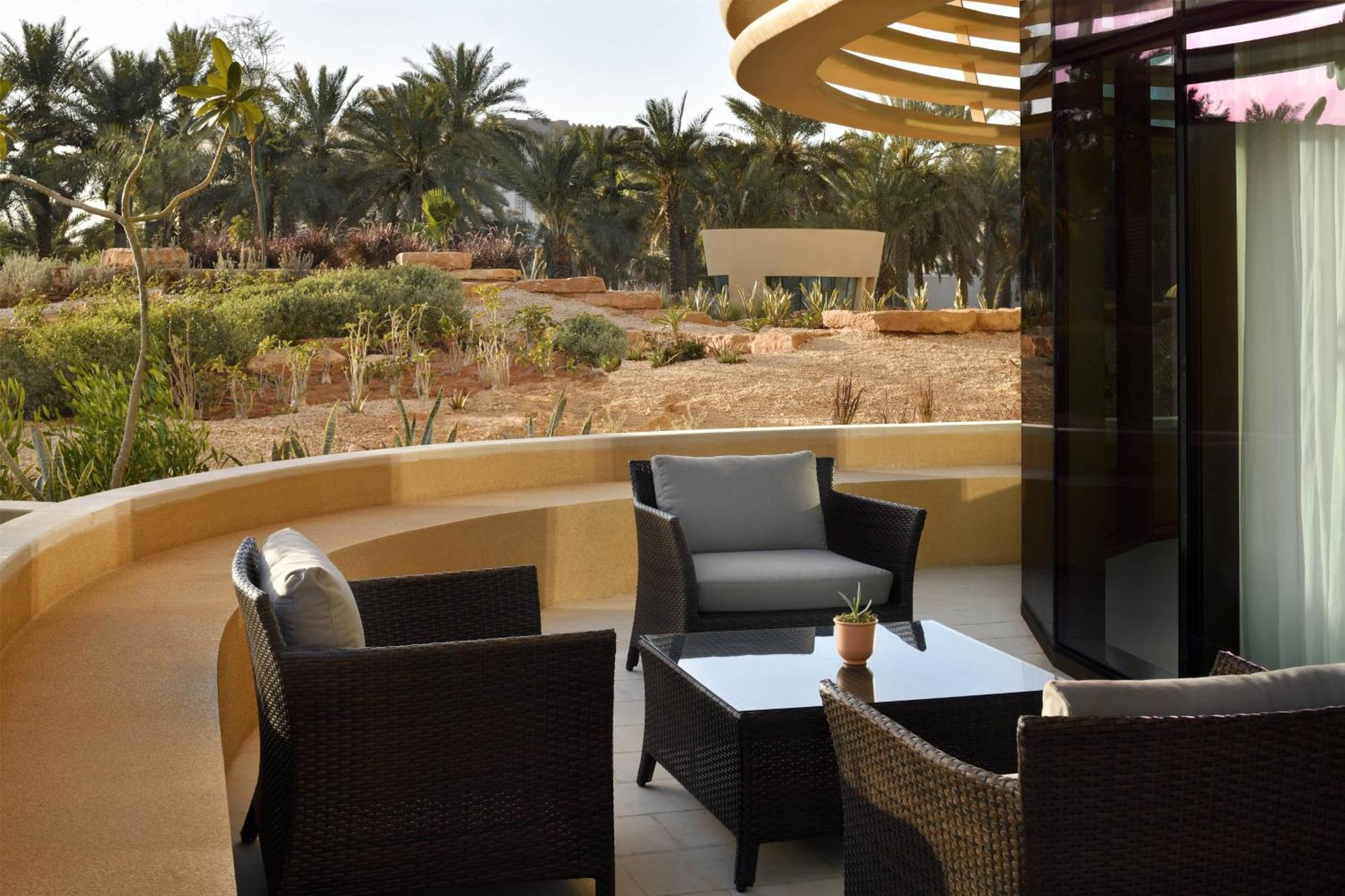 Diplomatic Quarter - Marriott Executive 5* Riyadh