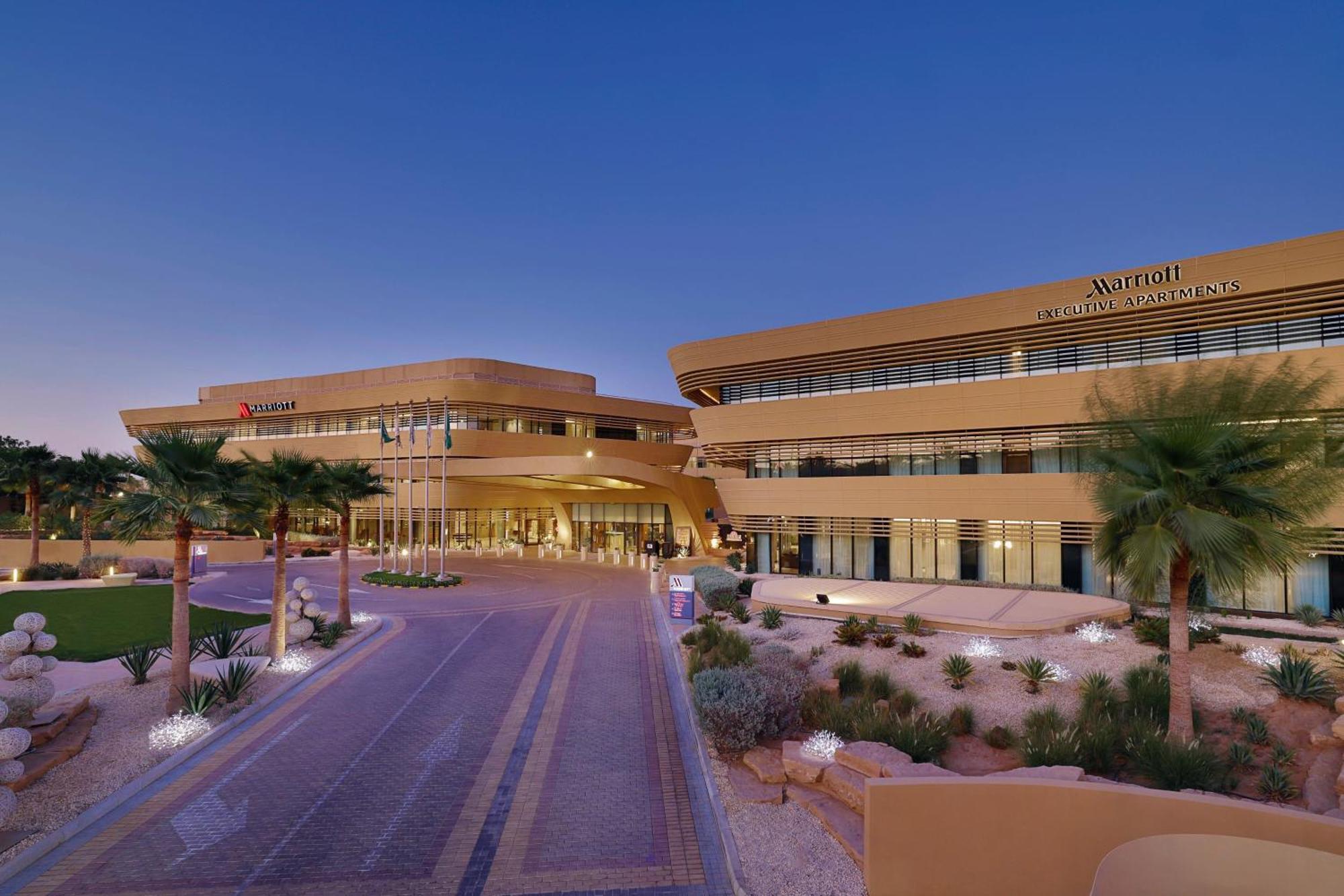 Hotel Diplomatic Quarter - Marriott Executive 5*